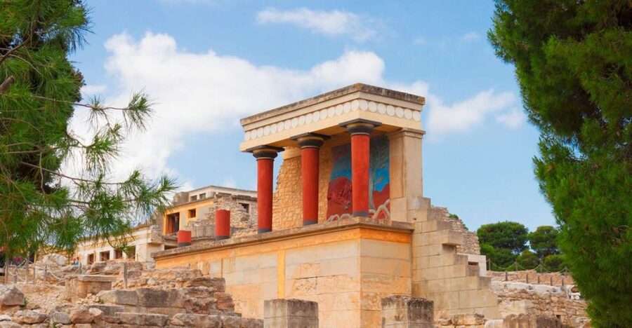 Minoan Path: Knossos Palace, Winery Visit, Lunch at Archanes - What private transportation changes