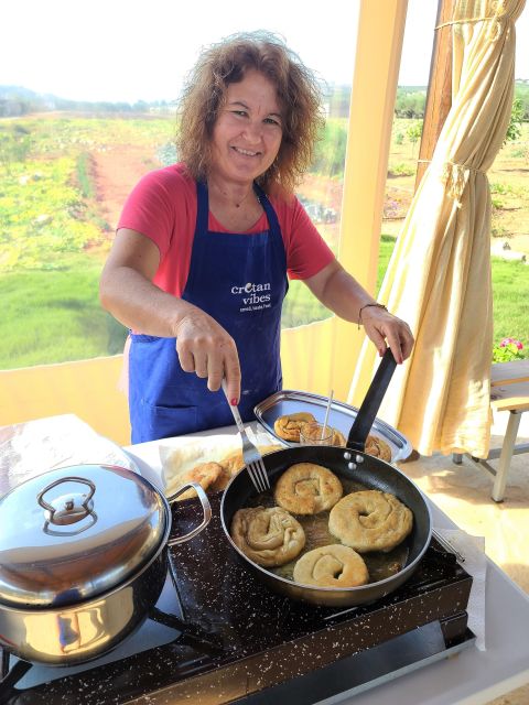 Moires: Cooking Class and Olive Oil Tasting at a Family Farm - A family kitchen under the olive trees