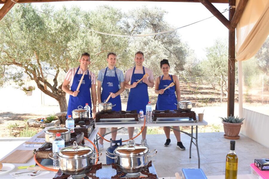 Moires: Cooking Class and Olive Oil Tasting at a Family Farm - Who will get the most from this experience