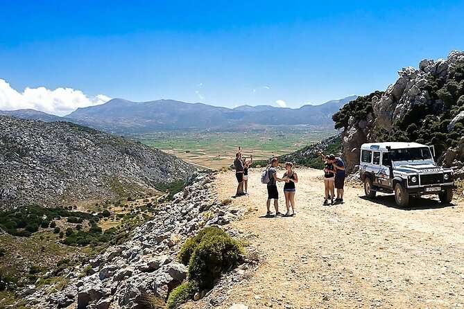 Mountains of Crete 4x4 Tour with Taverna Lunch - The taverna lunch is a major part of the value