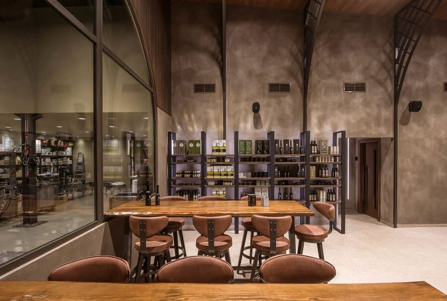 Olive Oil Food Pairing in Crete - Why the defective oil matters