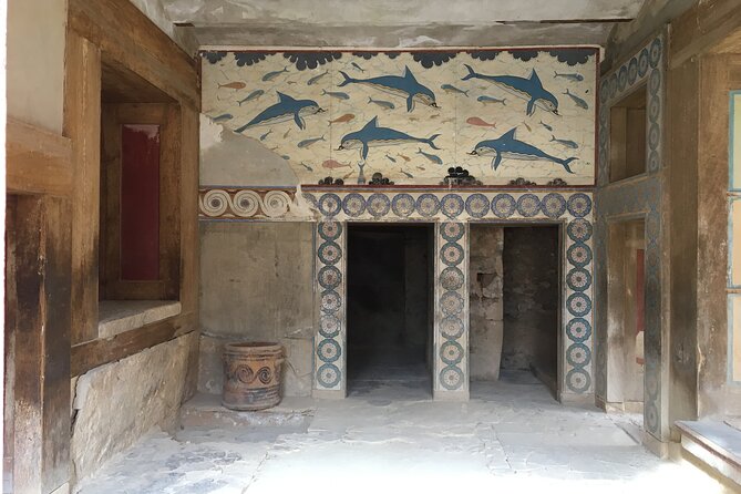 Palace of Knossos - Early Morning Ticket and avoid crowds - Why Knossos makes a guide worthwhile