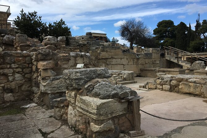 Palace of Knossos - Early Morning Ticket and avoid crowds - Myth, archaeology, and the story of the Minotaur
