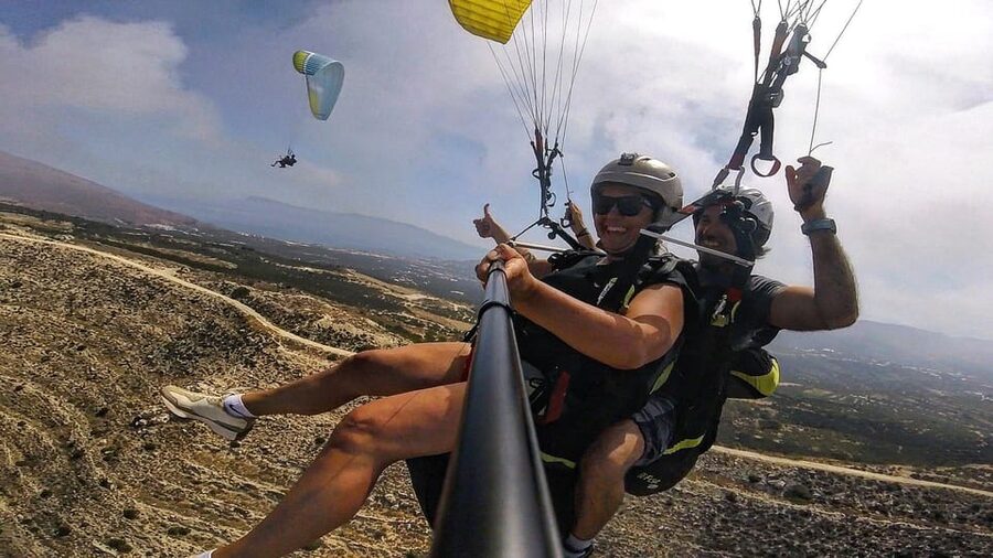 Paragliding in Chania - What a 20-minute paratrike flight feels like