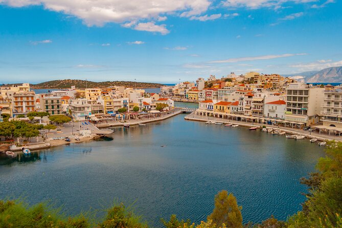 Private 6.5h shore tour to Eastern Crete from Heraklion - Vehicle comforts and family details
