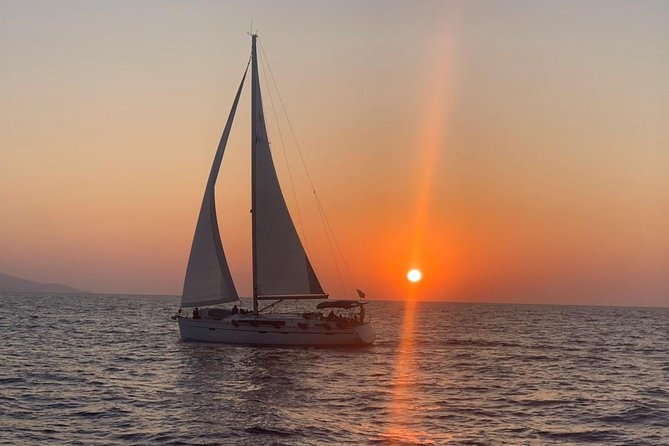 Private Magic Sunset Sailing Trip to DIA in Heraklion,Crete(4,5H) - Sailing toward Dia in the evening light