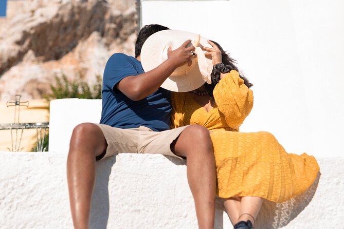 Private professional Vacation photoshoot in Chania - Natural poses, family photographs, and engagement portraits