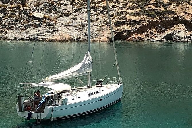 Private Sailing Cruise from Heraklion to Dia Island - Sailing north from Heraklion to Dia Island