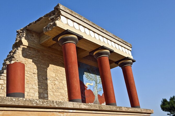 Private Tour Knossos Palace & Archaeological Museum, Crete - The museum makes the palace make sense