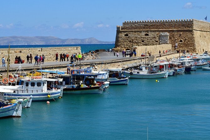Private Tour Knossos Palace-Archaeological Museum-Heraklion Town - What the $830.84 group price really covers