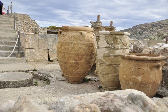 Private Tour Knossos Palace-Archaeological Museum-Heraklion Town - Vehicle comfort and group size