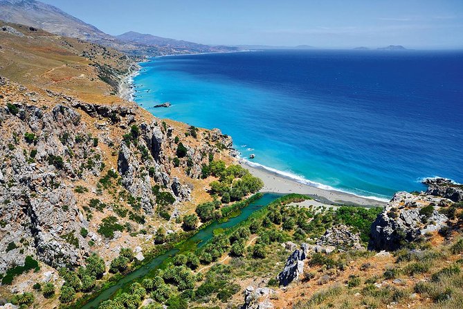 Private Tour Rethymno: Spili, Preveli, Kourtaliotiko, Old Town - What the private format is really worth