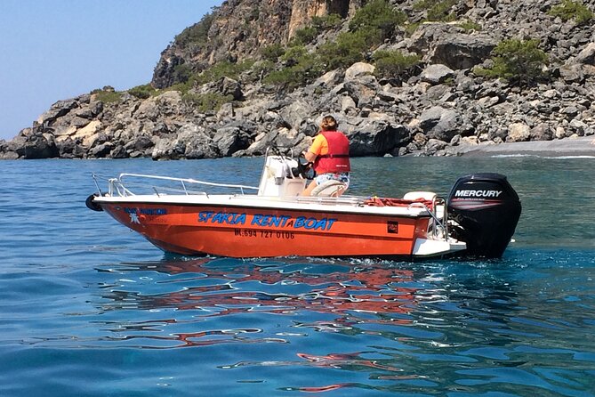 RENT A BOAT 5,5m-30hp LICENCE FREE MARATHI - What the 5.5-meter boat is like