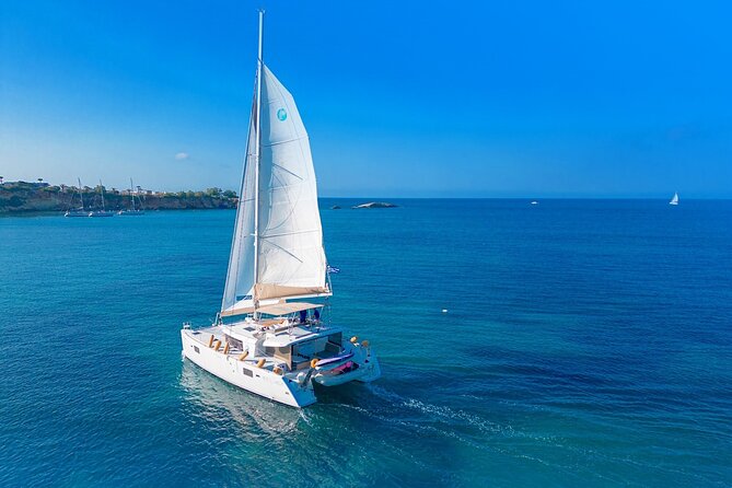 Rethymno Catamaran Cruise: Healthy Lunch & Open Bar - Key points at a glance