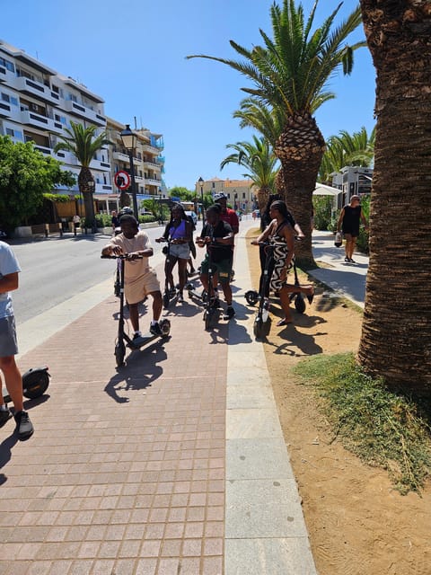 Rethymno: e-Scooter tour on the old and new town - Along the sea and past the taverns