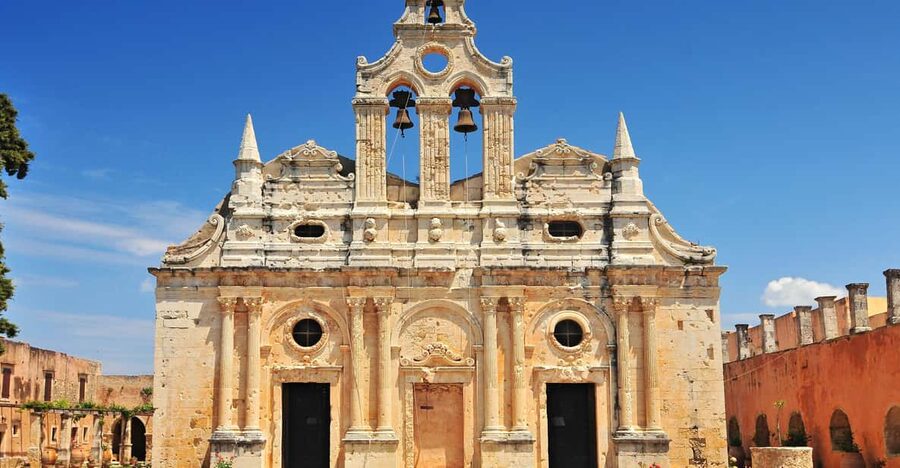 Rethymno: Melidoni Cave and Arkadi Monastery Half-Day Trip - Melidoni Cave and the valley below