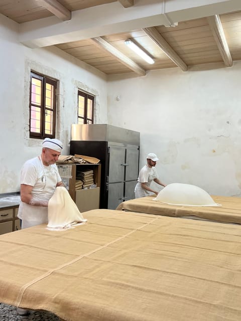 Rethymno Old Town: A Traditional Cretan Food Tour - Key points at a glance