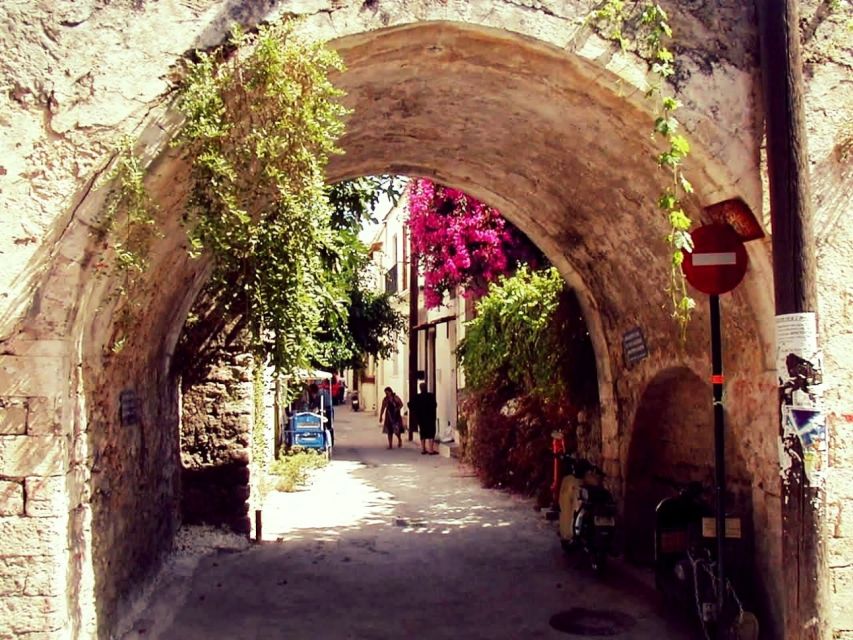 Rethymno: Old Town Walking Tour with Meal - The phyllo lesson at Yorgos Hatziparaschos’s mansion