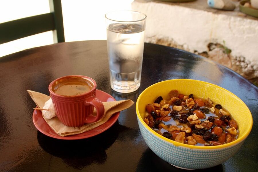 Rethymno: Private Old Town Highlights Tour with Street Food - What you will taste during the four hours