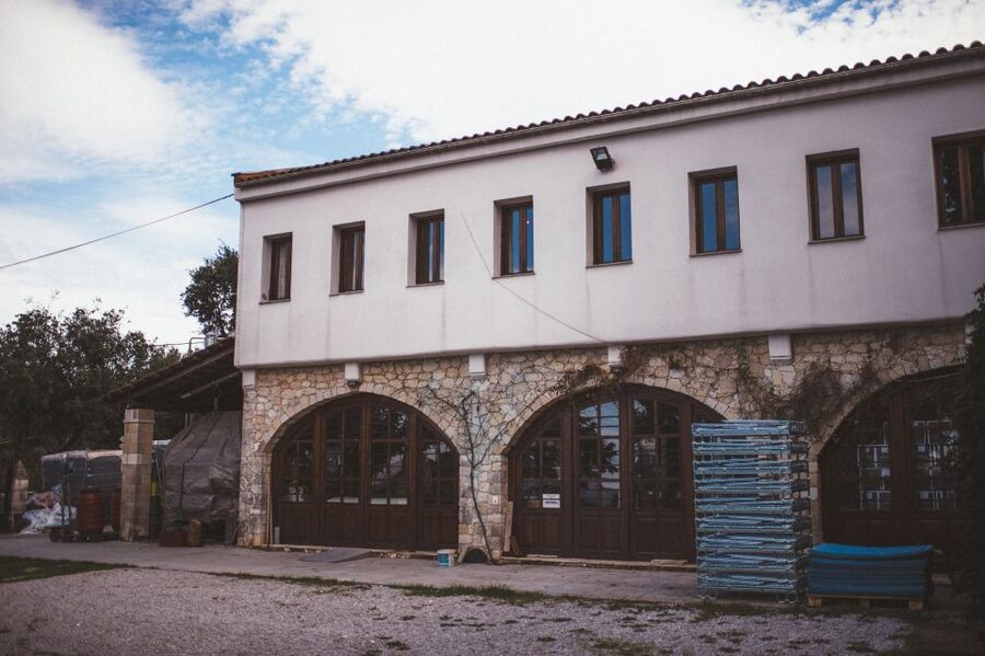 Rethymno: Private Winery & Olive Oil Tasting Tour with Lunch - Should You Book the Olive Oil and Winery Tour?