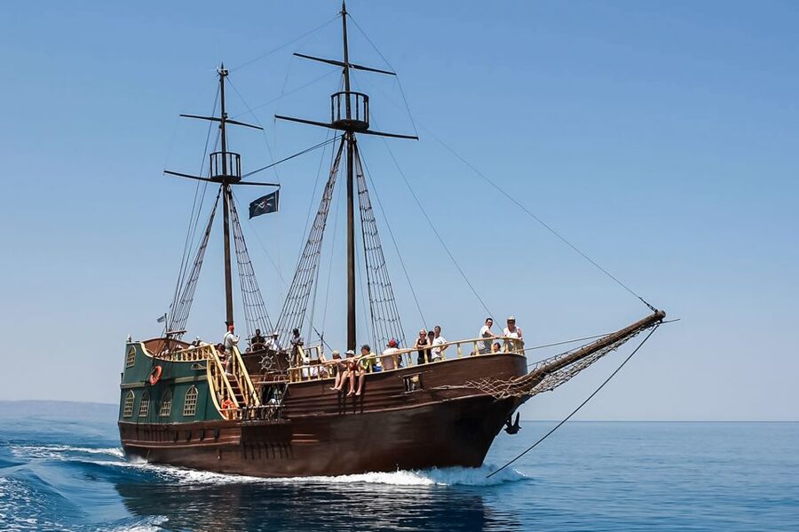 Rethymno: Sunset Cruise on a Wooden Pirate Boat - Key points to know before you book