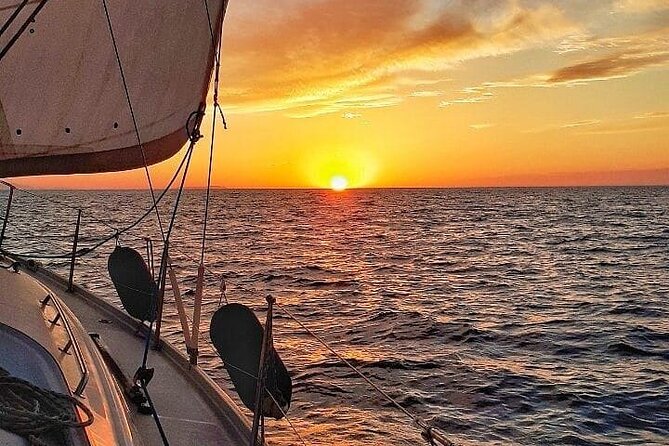 Romantic Luxury Sunset sailing - The sunset is the main event