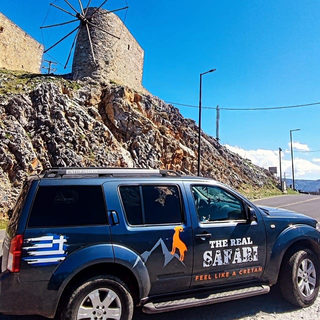 Safari: Juhtas mount,raki and wine distillery,explore crete - Coffee in Kasteli, a useful pause