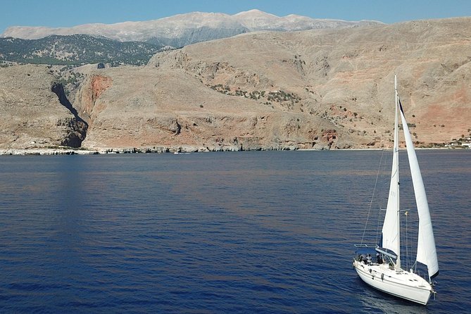 Sailing trip to the Top Coasts of Crete, Daily/Multi-day - What food and drinks add to the day