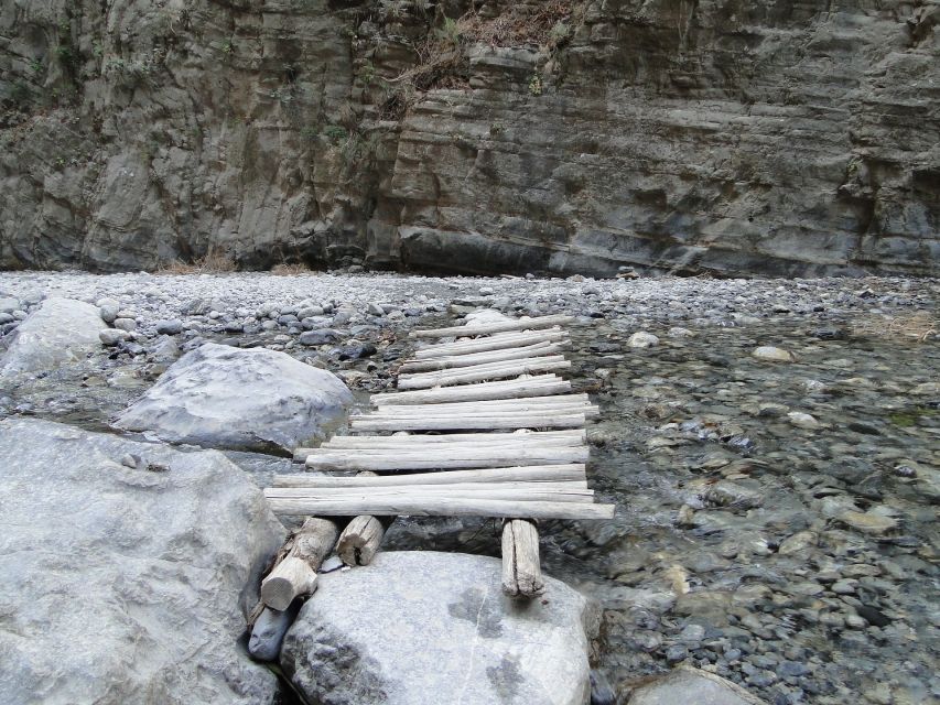 Samariá Gorge Hike: Day Excursion from Chania - Leaving Chania by Air-Conditioned Coach