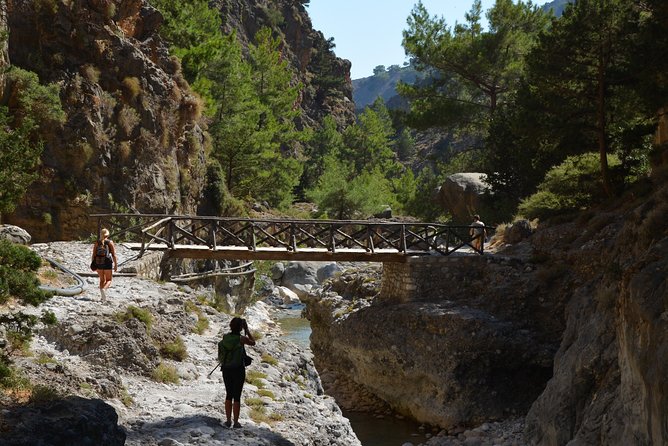 Samaria Gorge Hike - Xyloskalo and Omalos: your final preparation stop