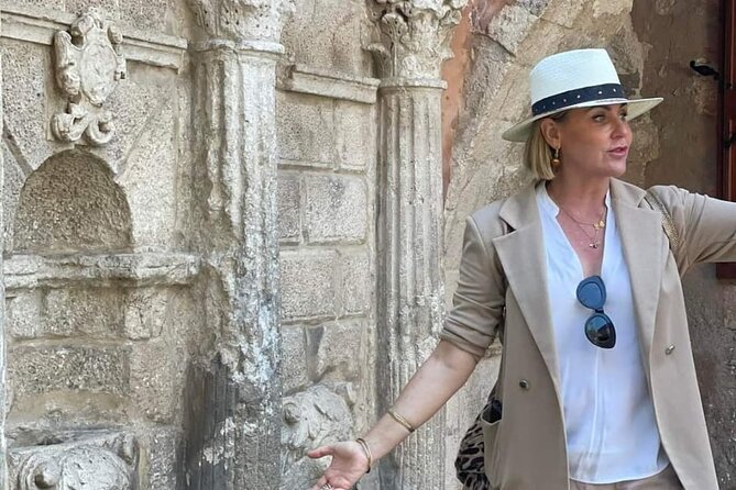 Secrets of West Crete & Rethymno Town Private Tour from Chania - What the private vehicle adds to the day