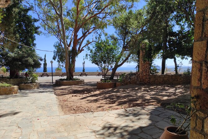 Sips of Crete: Flavors, Legends & Hidden Gems - Cretan Brewery S.A. starts the day with local beer