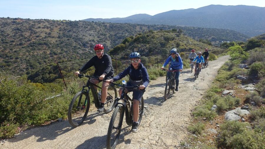 Small Villages and Cretan Nature. E-Bike tour - FAQ