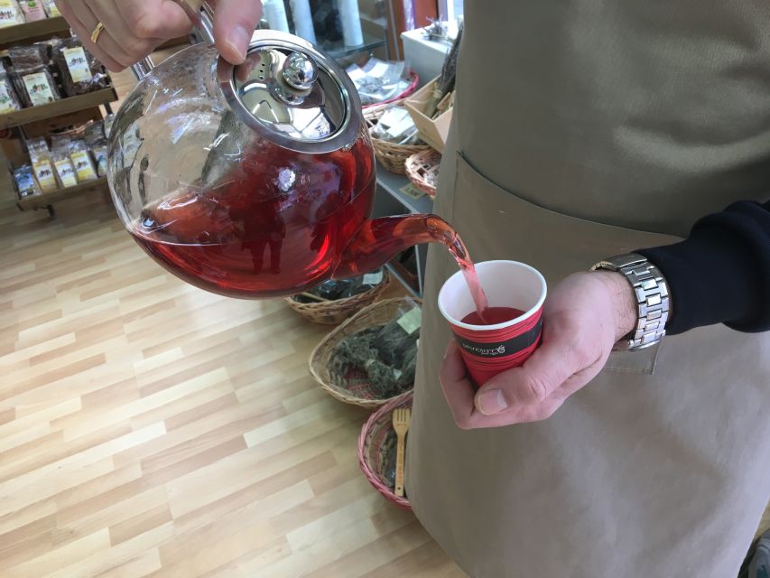 Tastings of Heraklion city - sightseeing walking tour - Herbs, spices, and Cretan mountain tea