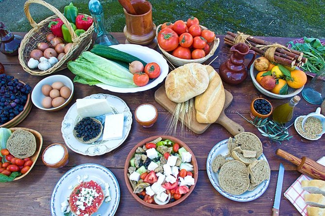The Real Cretan Cooking Experience - Arriving at the family home near Melidoni
