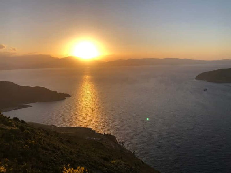 VIP Full-Day Private Tour (See the best with Professionals) - A private day instead of a fixed bus route