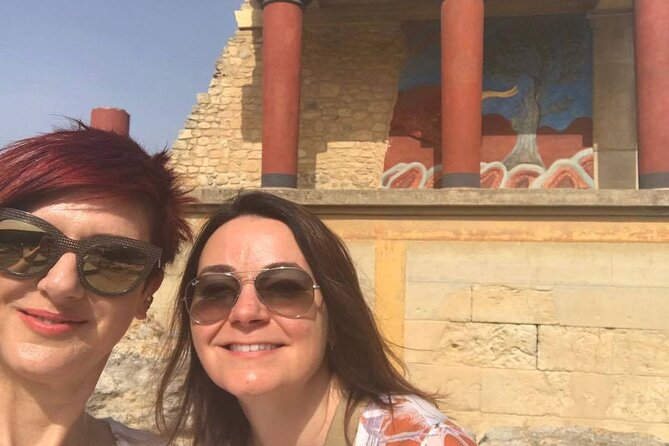 WeGuide Knossos palace - Why Knossos Works Best With a Guide