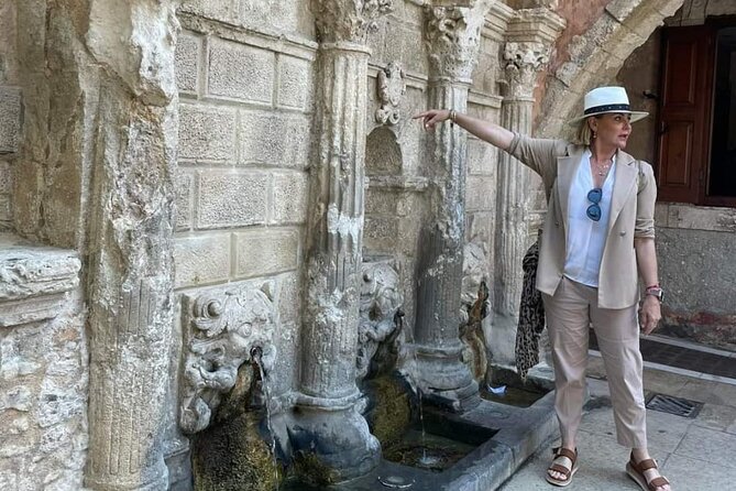 Western Crete Discovery: Chania, Rethymno, and Authentic Flavors - Rethymno old town, one hour of Venetian streets